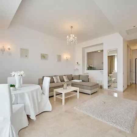 Appartement Caelia Dana *